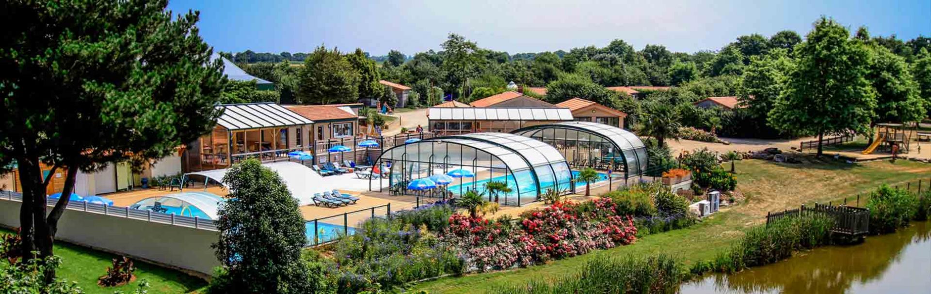 Camping avec location Vendée - CAMPING LA BRETONNIERE **** - ᐃ CAMPINGS ...