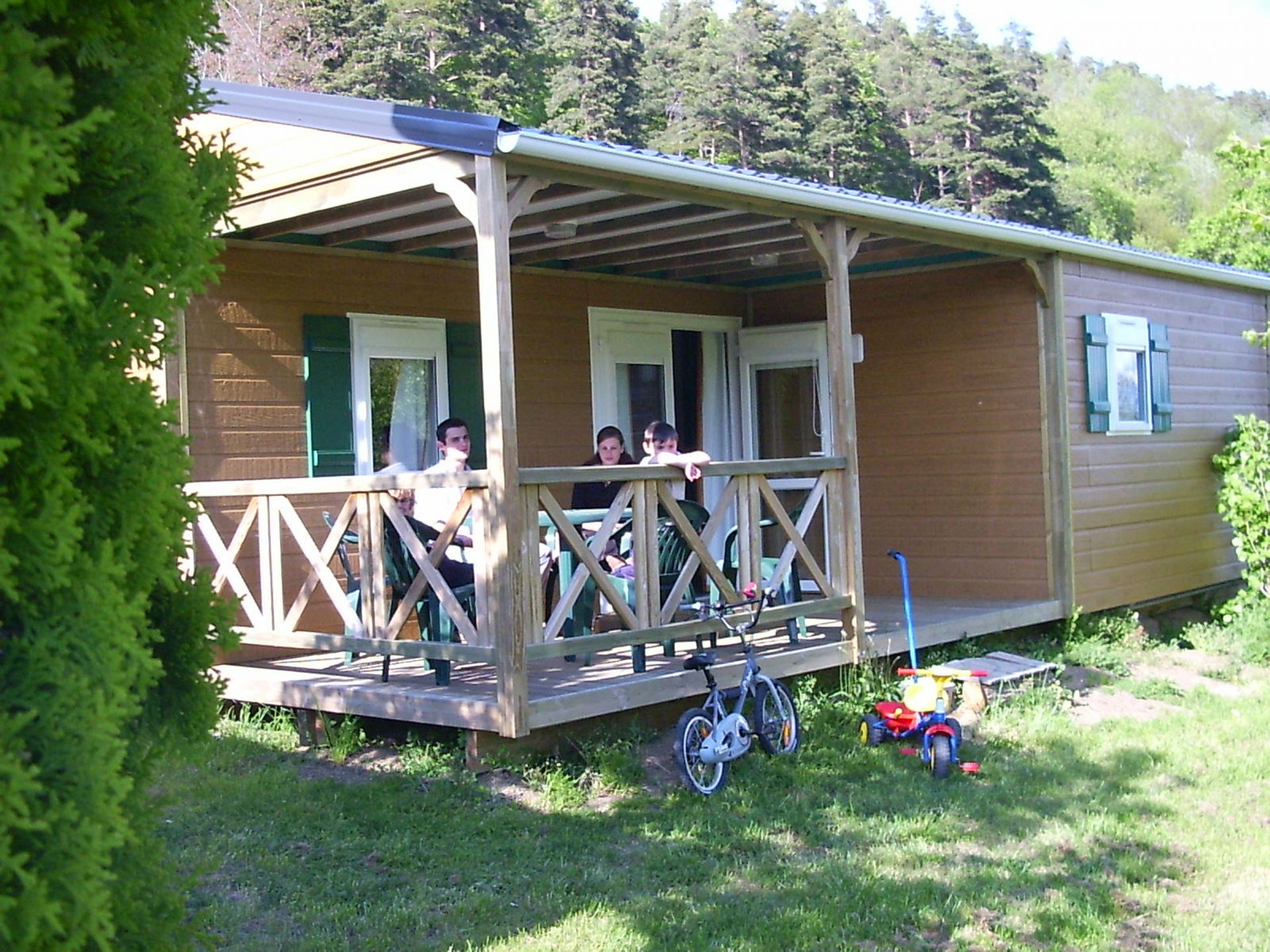 Camping avec location Puy de Dôme - CAMPING LES FOUGERES *** - ᐃ ...